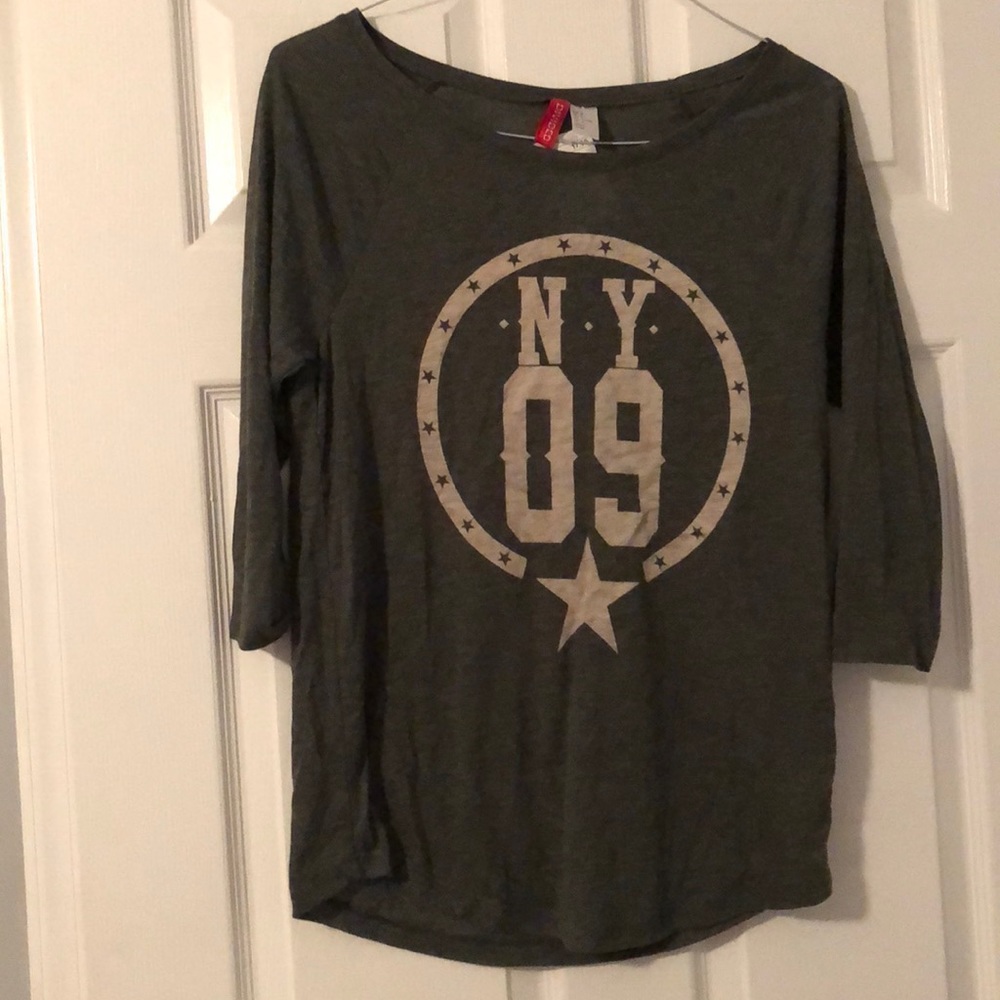 NWT H&M 3/4 Sleeve Top Army Green